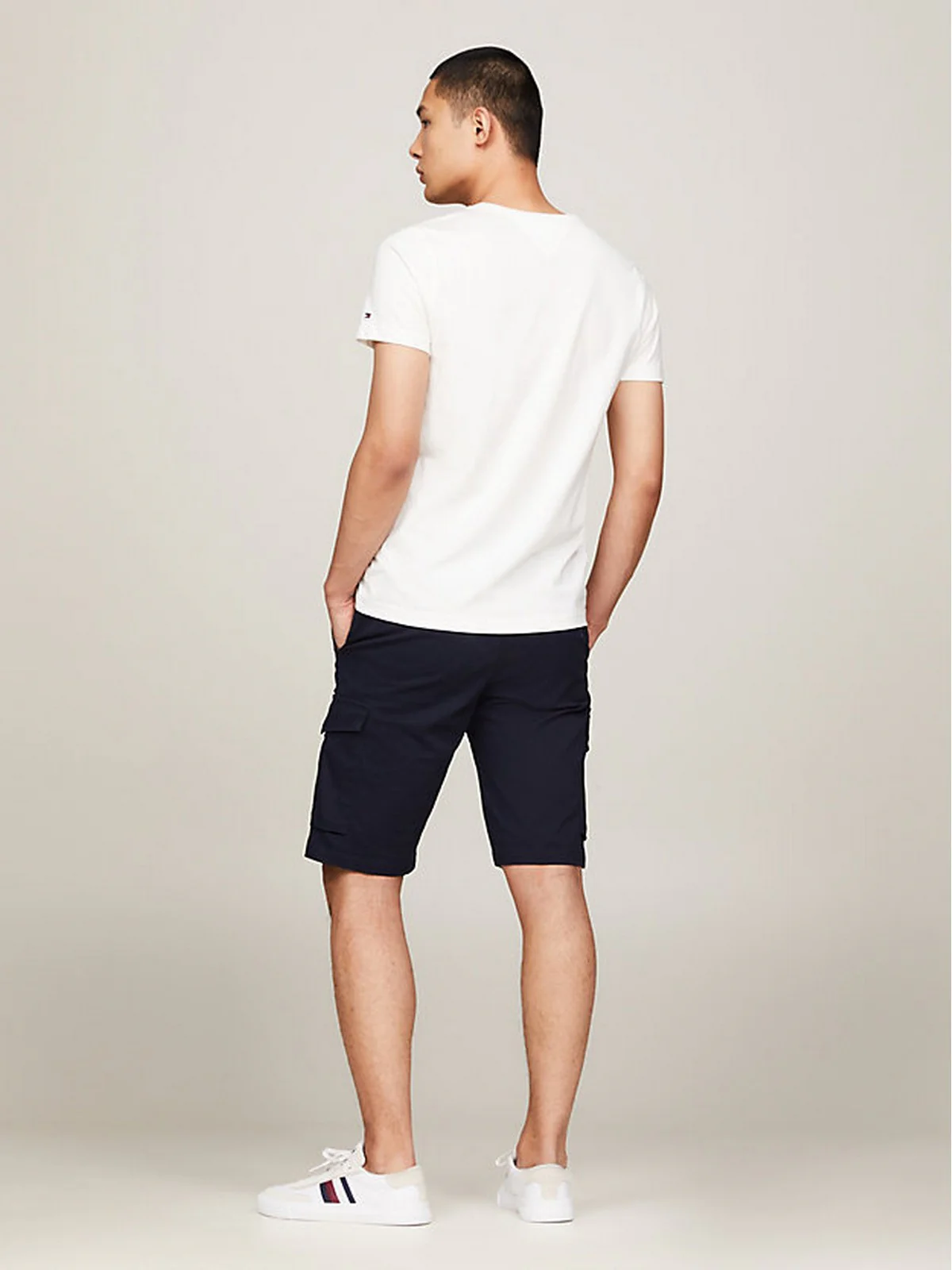 TOMMY HILFIGER T-Shirt e Polo Uomo  MW0MW11465 118 Bianco - Image 3