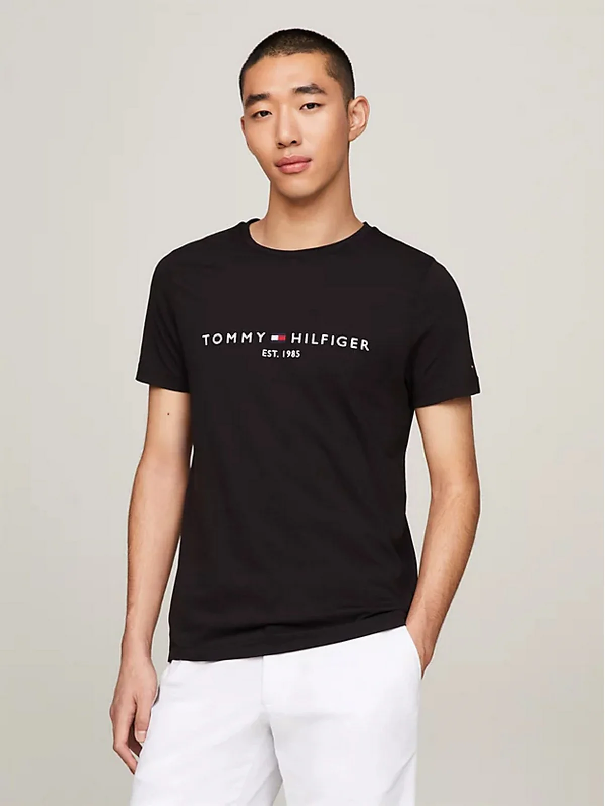 TOMMY HILFIGER T-Shirt e Polo Uomo  MW0MW11465 BAS Nero - Image 3