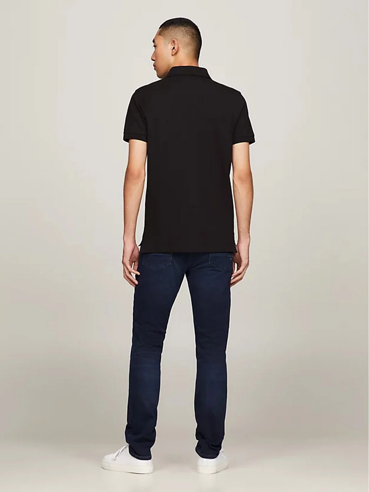 TOMMY HILFIGER T-Shirt e Polo Uomo  MW0MW17770 BDS Nero - Image 3