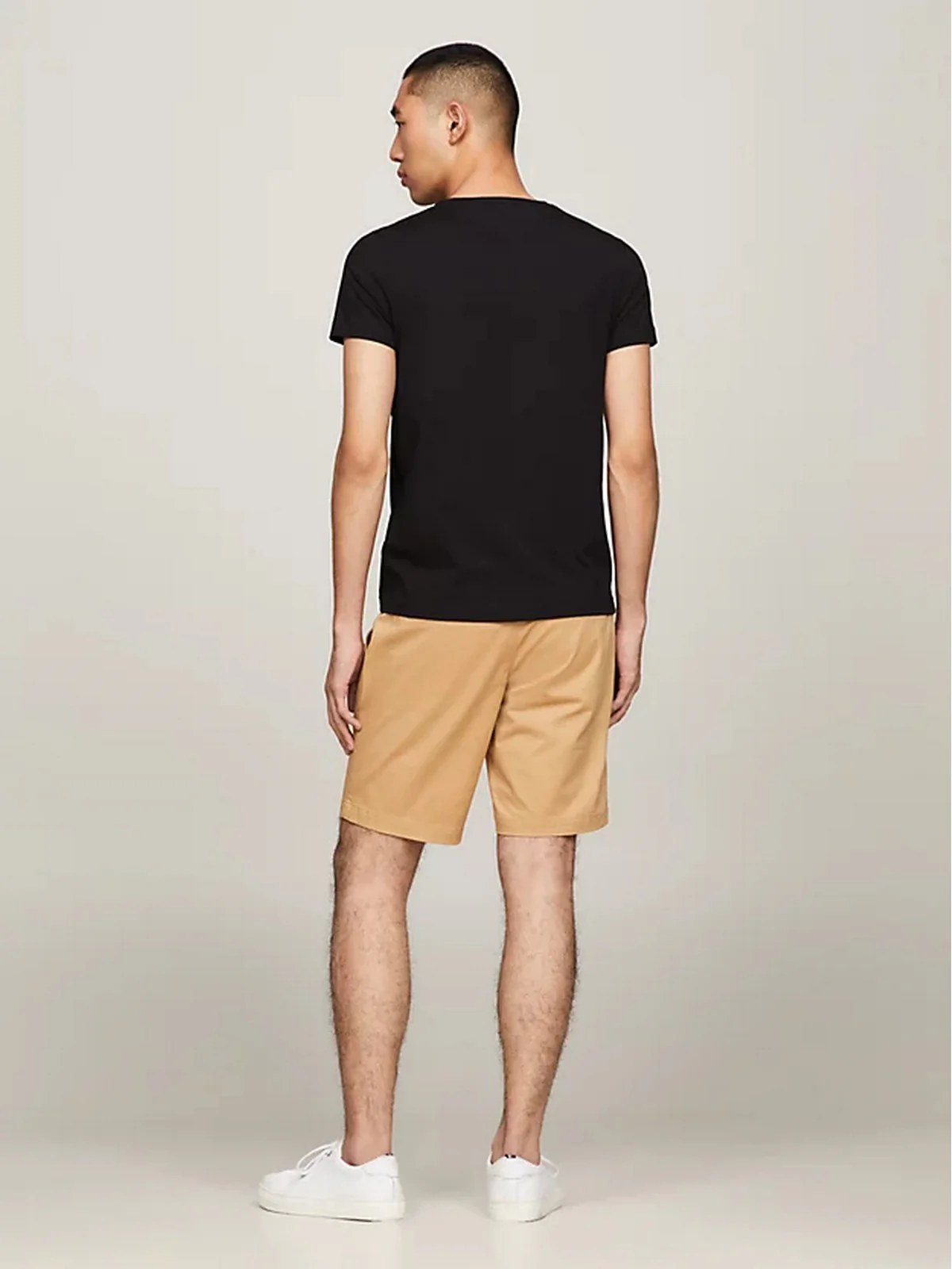 TOMMY HILFIGER T-Shirt e Polo Uomo MW0MW27539 BDS Nero - Image 2