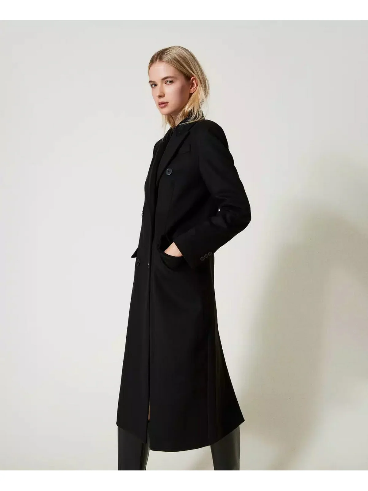 TWINSET Cappotto Donna  242TT2201 00006 Nero - Image 3
