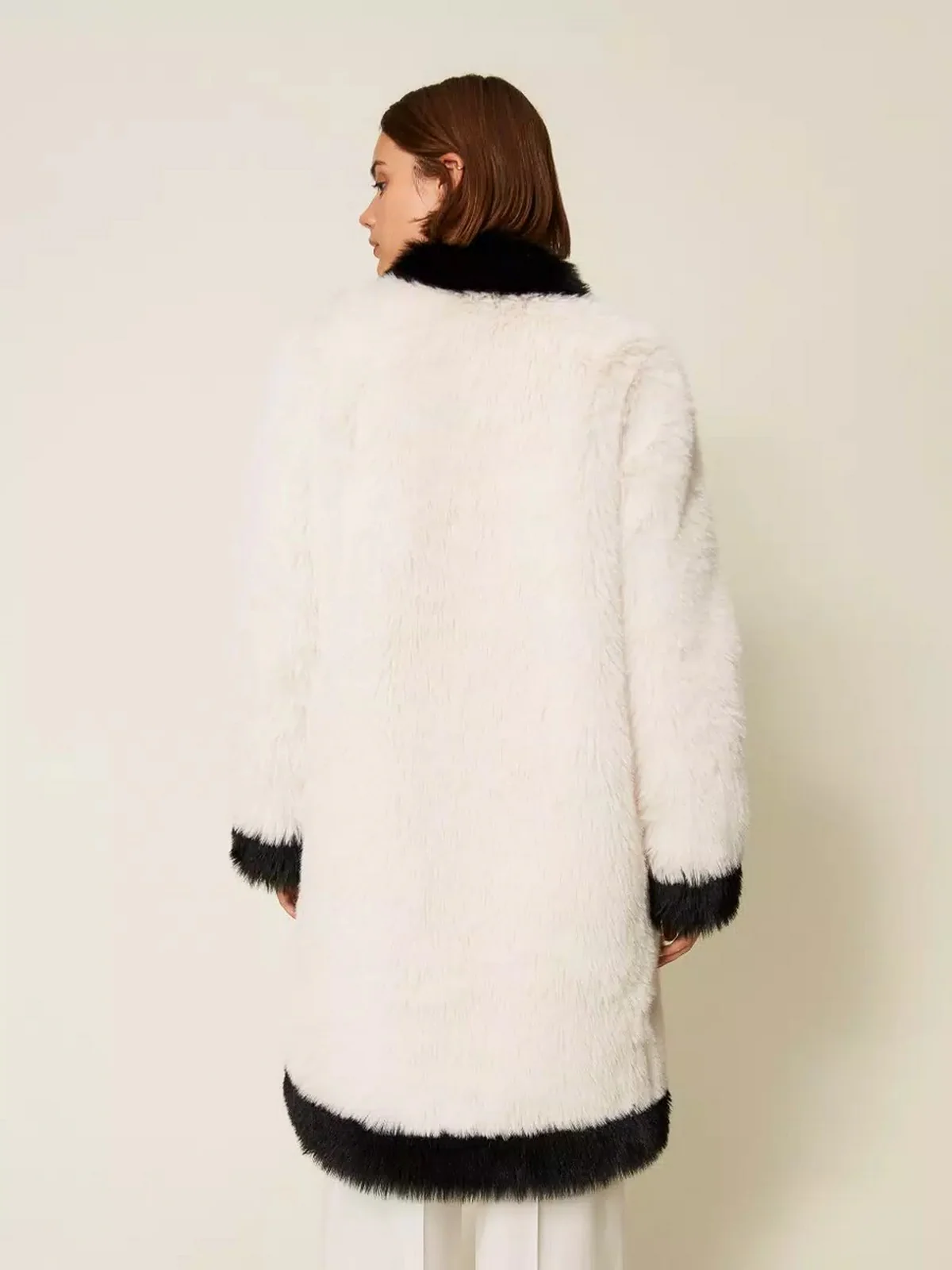 TWINSET Cappotto Donna WARM TWO-TONE COATS 252TT2153 12865 BIC.NEVE/NERO - Image 3