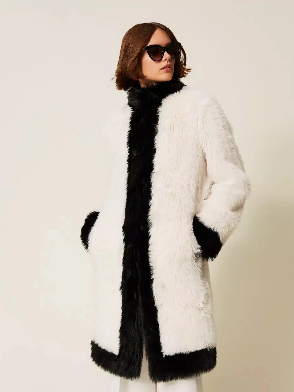 TWINSET Cappotto Donna WARM TWO-TONE COATS 252TT2153 12865 BIC.NEVE/NERO - Image 5