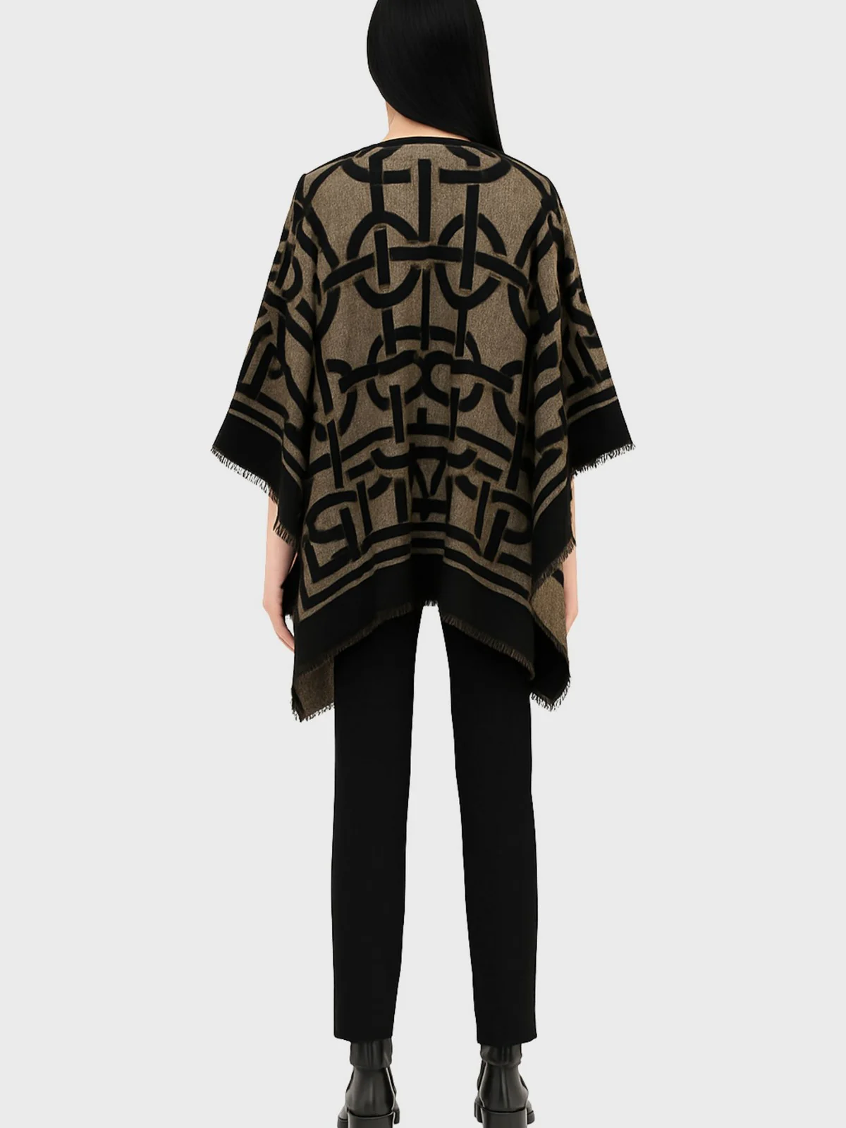 TWINSET Mantella Donna CHAINED OVAL T JACQUARD PONCHO 252TA4370 00006 Nero - Image 4