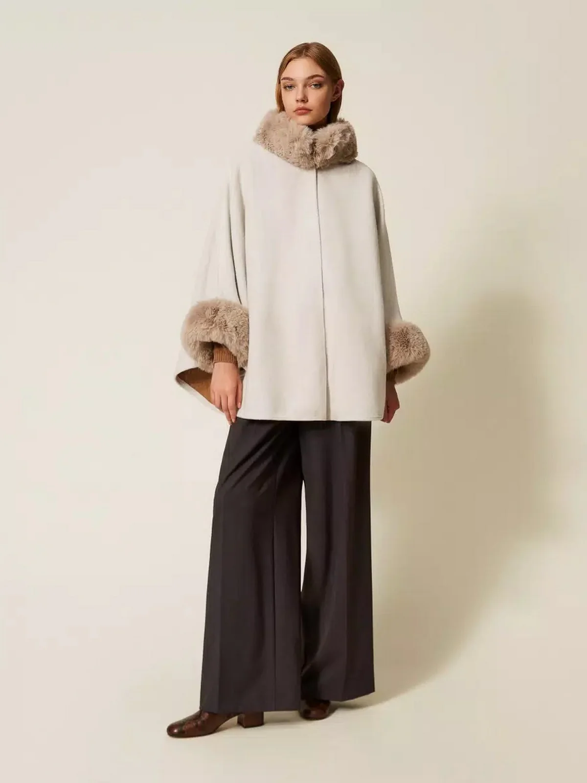 TWINSET Mantella Donna LONG FIBER PONCHO 252TO5130 00282 NEVE - Image 5