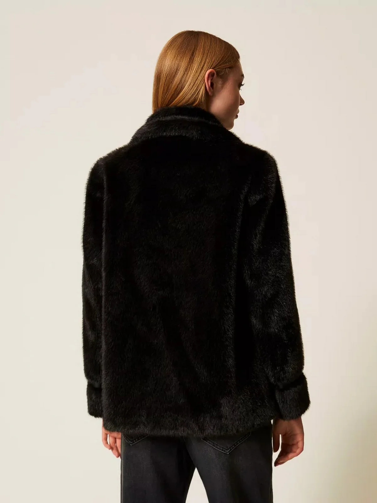 TWINSET Pelliccia Donna WARM FEELING 252TT2154 00006 Nero - Image 5