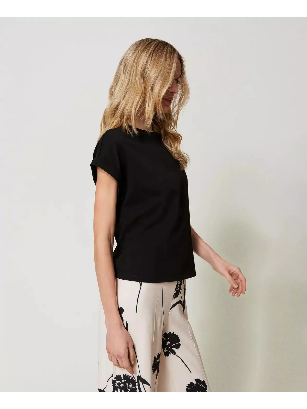 TWINSET T-Shirt e Polo Donna  241TP2215 00006 Nero - Image 3
